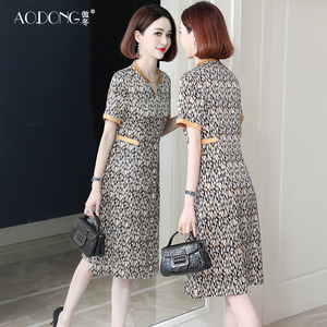 重磅杭州真丝连衣裙女中老年妈妈高档印花气质修身桑蚕丝裙子夏季