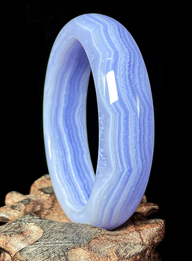 秀吧珠宝天然女玛瑙千层蓝纹玛瑙
