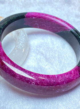 满色满肉女红宝红绿宝手镯