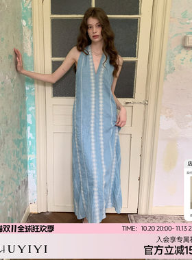 竹依依高级感新款湖蓝色挂脖连衣裙女夏季V领宽松修身显瘦长裙