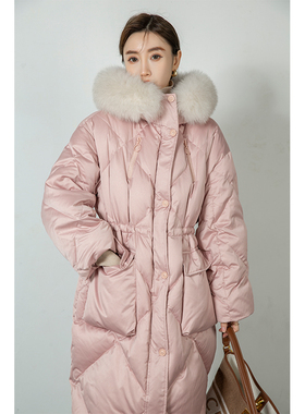 竹依依2025年冬季新款 时尚粉色中长款收腰毛领鹅绒羽绒服外套女