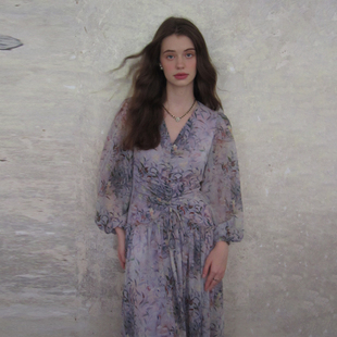 竹依依 原创法式复古紫色印花长袖薄纱连衣裙女季秋收腰宽松长裙