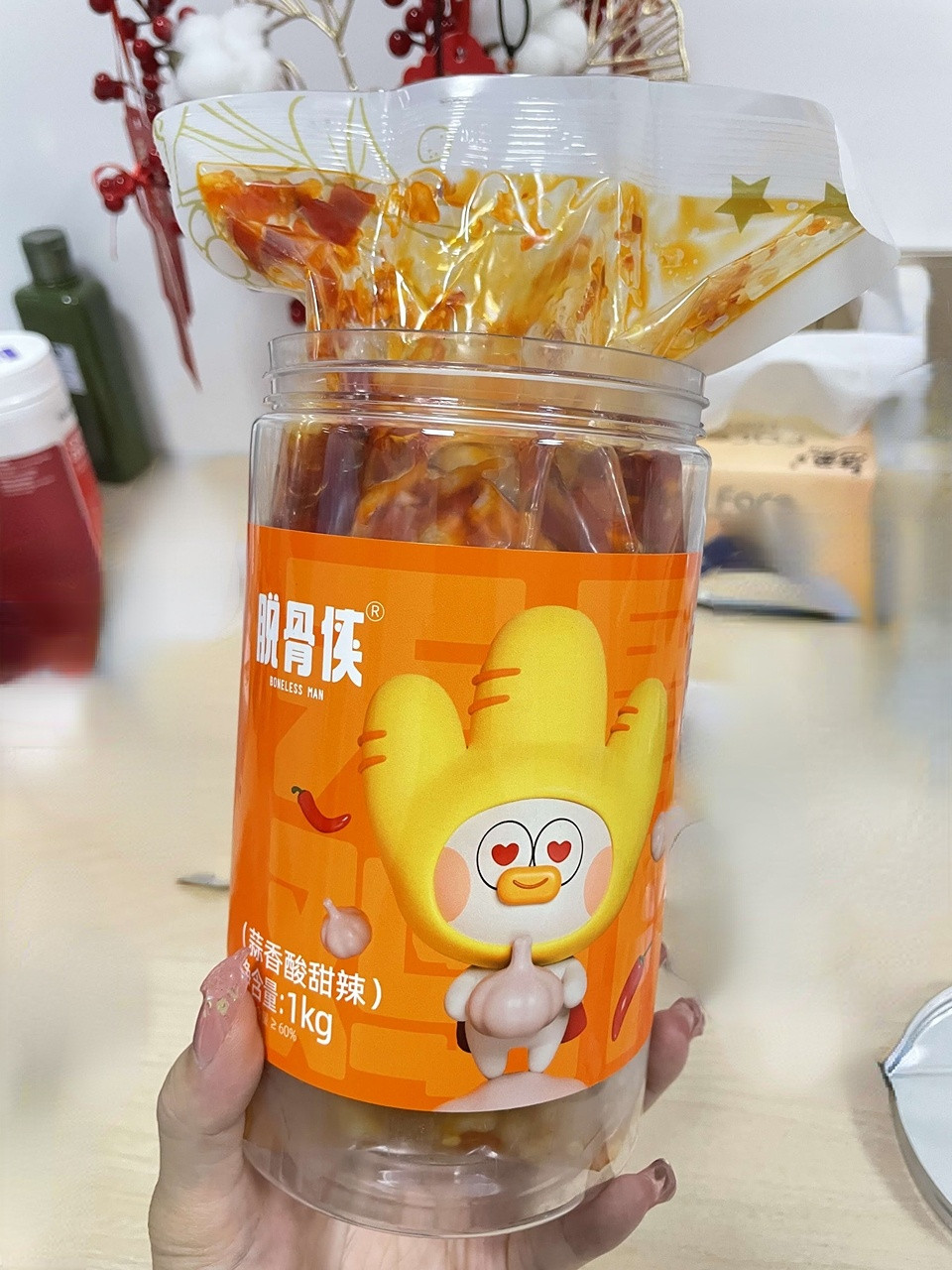 脱骨侠无骨鸡爪去骨泡椒凤爪酸甜辣蒜香柠檬酸辣甜网红小零食小吃怎么看?