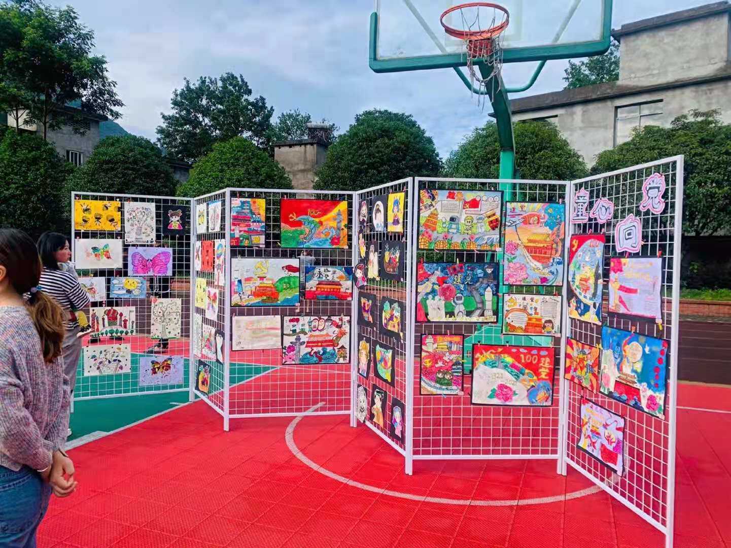 折叠网格展示架画展画室幼儿园作品展示架移动展览架户外美术展示