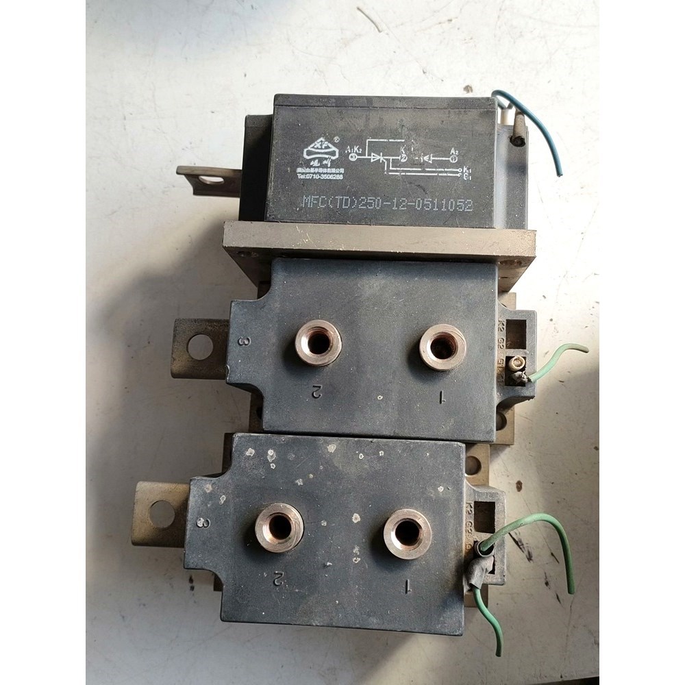 台基观峰牌二级管MFC200-12-0511052实物图 议价