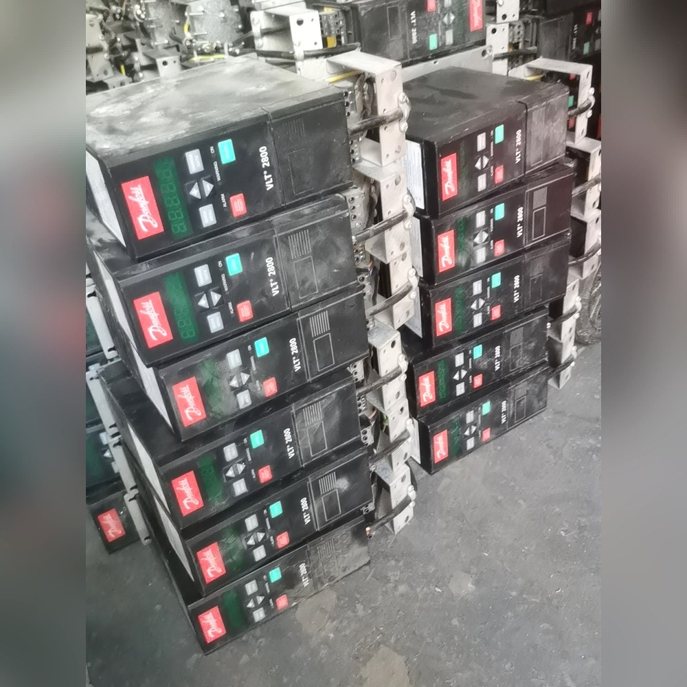丹佛斯变频器VLT2807PS2B20STR1DBF00A0 议价