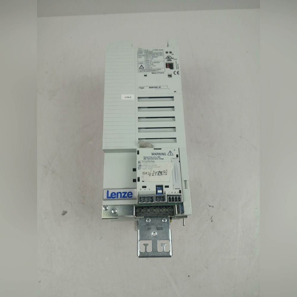 德国LENZE伦茨变频器 E82EV302_4C 3KW议价 议价