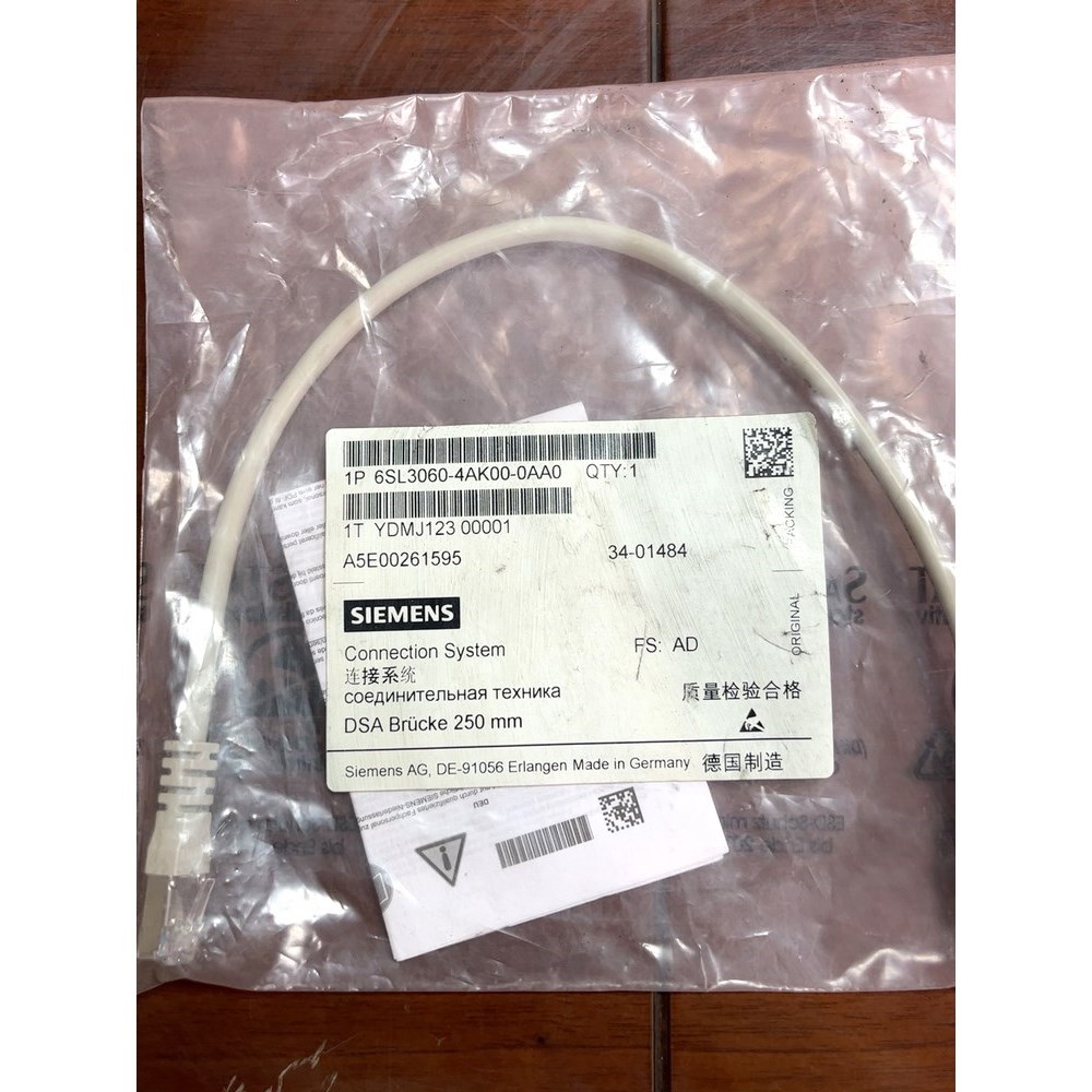 连接线6SL3060-4AK00-0AA0 原装 议价