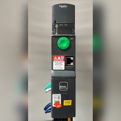 ATV320U15N4B 施耐德变频器 (议价议价) 议价