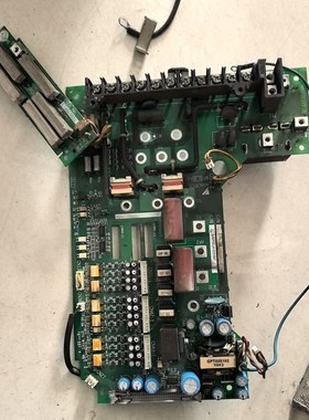 安川G7系列11kw 变频器驱动板ETP617264 议价