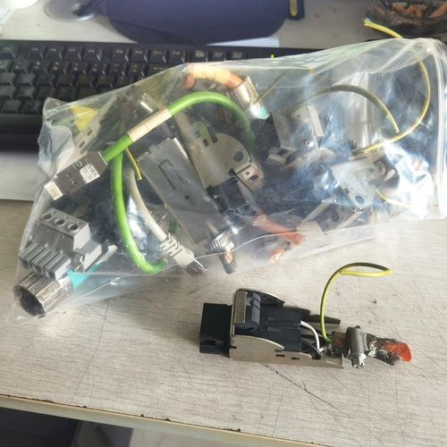 A5E02096937S120变频器驱动器接线头若干 议价