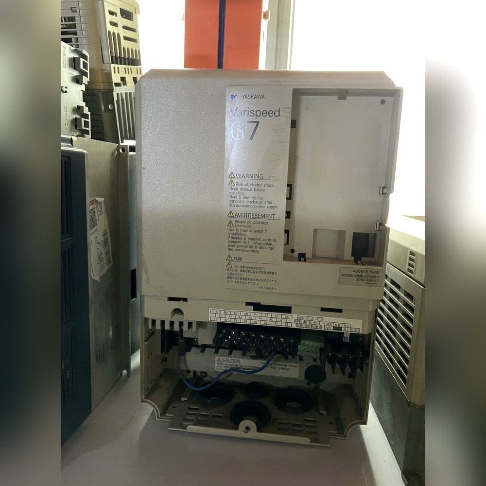 安川变频器G7系列CIMR-G7A45P5 5.5KW整机包 议价