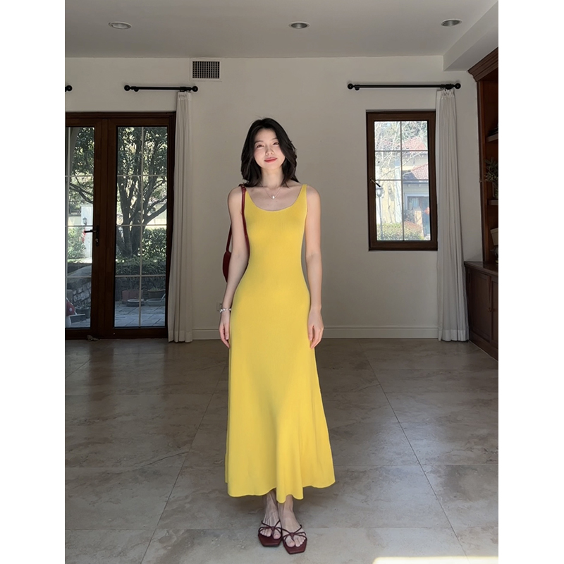 郭九九呢 度假风气质大u领针织修身显瘦背心无袖连衣裙夏季吊带裙