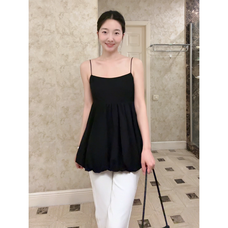 郭九九呢 气质收腰显瘦百褶吊带夏季新款上衣百搭9分直筒牛仔裤女