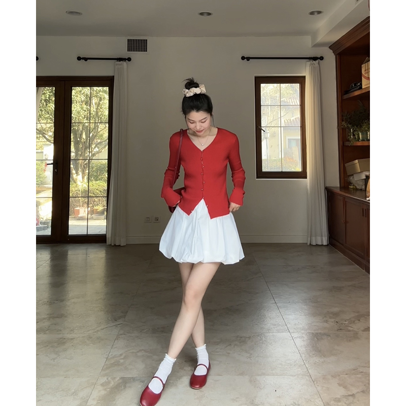 郭九九呢 羊毛桑蚕丝修身显瘦针织开衫女减龄高腰百搭花苞半裙