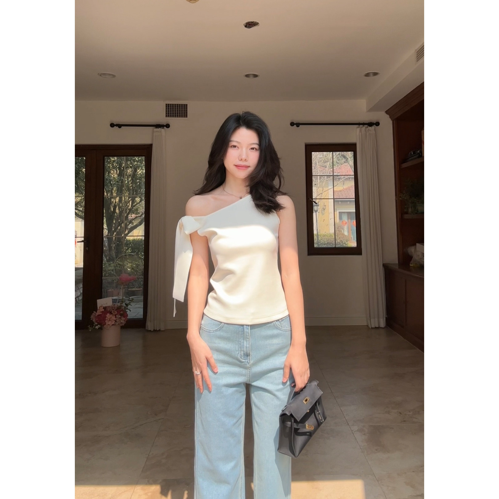 郭九九呢 露肩系带蝴蝶收腰显瘦上衣新款百搭九分直筒牛仔裤女