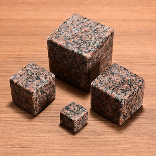 天然红石方石块装饰石块摆件压酸菜垫脚石花岗岩火山岩高硬度压书