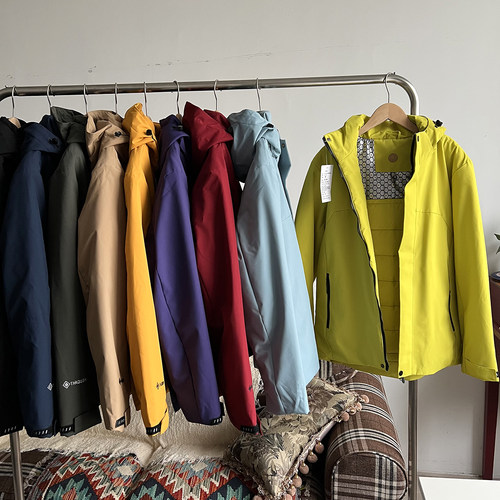 石墨烯蓄热男士户外三防棉衣