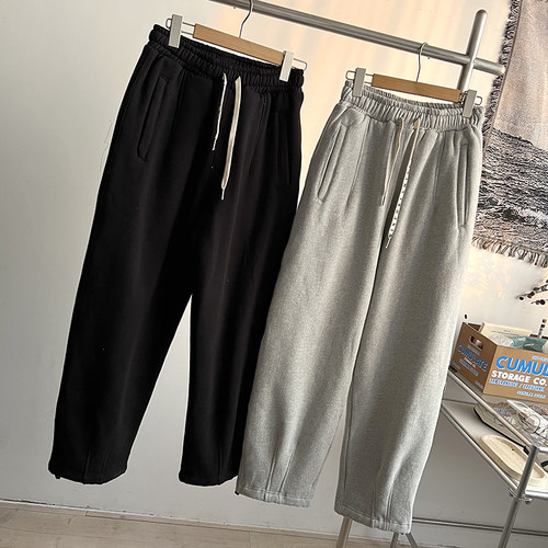 针织宽松直筒运动加绒卫裤