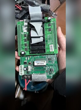 诺瓦MRV300Q 接收卡 加HUB30 转接板共计 7 议价