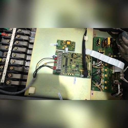 科姆龙KV2000 55KW 货 卖驱动板跟主板 配件 议价