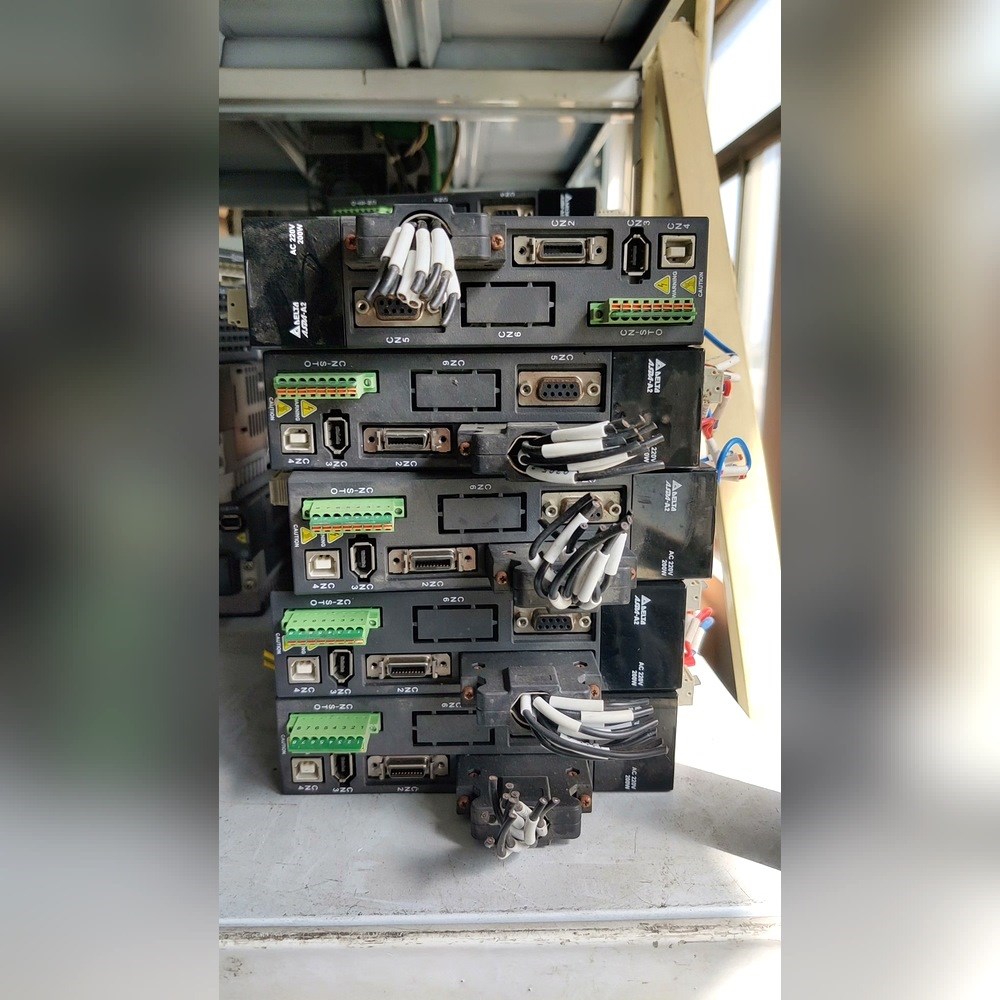 A2驱动器100W 200W 400W 1KW 1.5K 议价