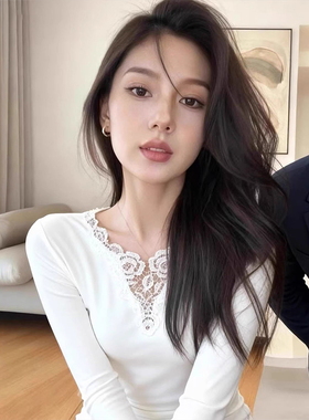 白色性感蕾丝拼接V领打底衫女春季纯欲风辣妹紧身内搭长袖T0203r1