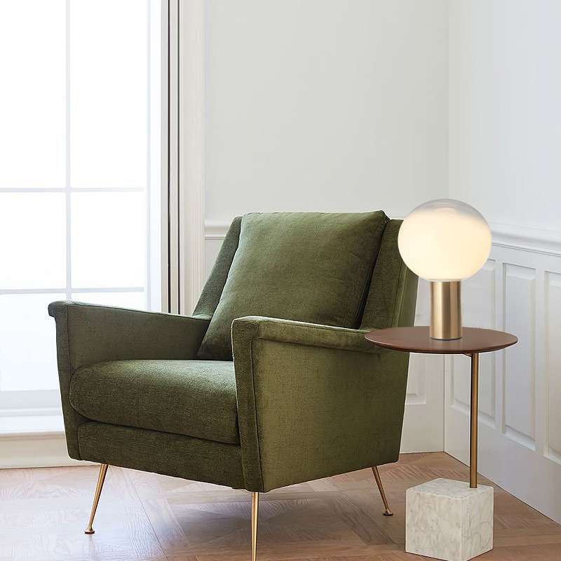 现代简约客厅台灯创意个性艺术奶白玻璃卧室床头设计师样板房台灯