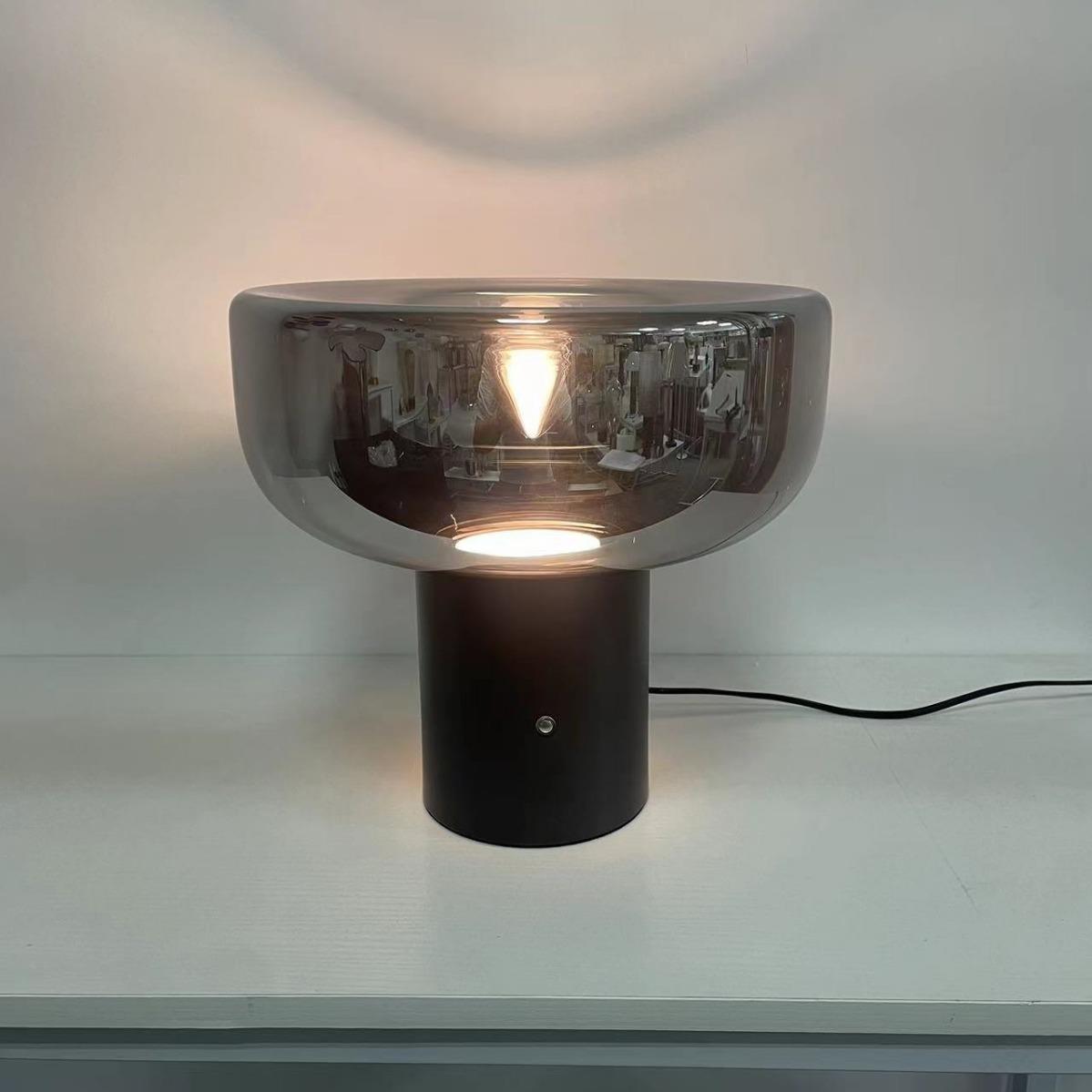 设计师款客厅书房样板间装饰灯具现代简约轻奢玻璃卧室台灯