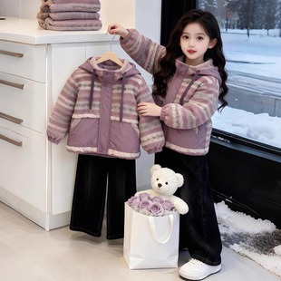 女童羊羔毛外套2025冬季新款女宝宝洋气保暖超好看冬装毛毛外套潮