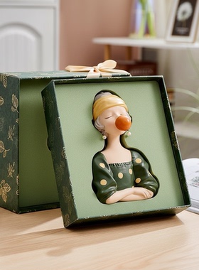 复古欧式人物造型装饰摆件礼盒