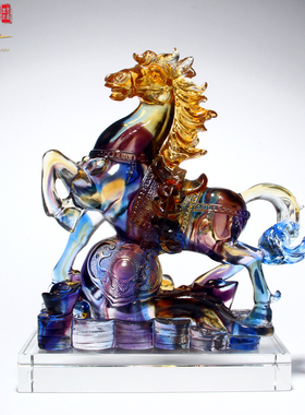 马到成功玄关柜领导琉璃工艺品