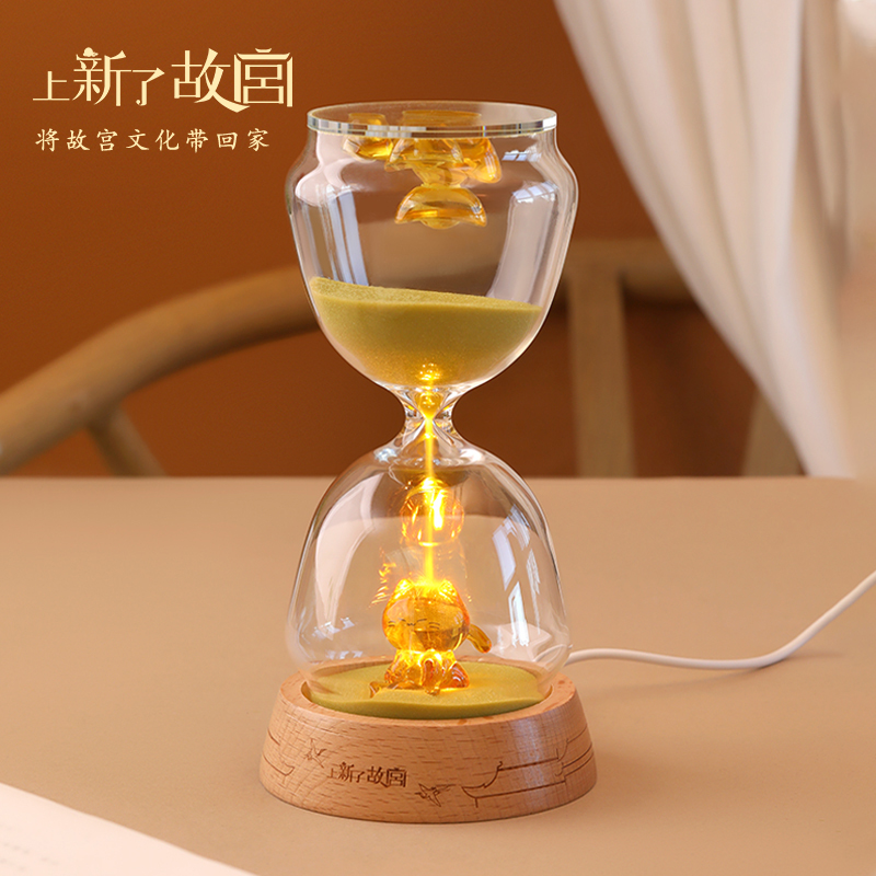 上新了故宫招财猫沙漏伴睡灯小夜灯桌面摆件中秋女友朋友生日礼物
