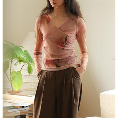 原创陶瓷花网纱印花上衣