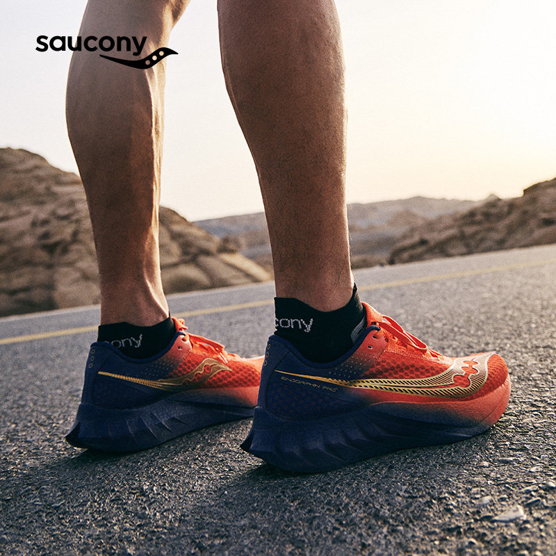 Saucony索康尼ENDORPHIN PRO4啡鹏4男女专业竞速碳板运动鞋跑鞋