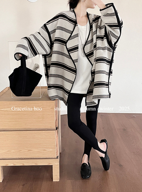 GRACETINA HOO2025十三行早秋款立裁廓形慵懒时髦感条纹斗篷外套