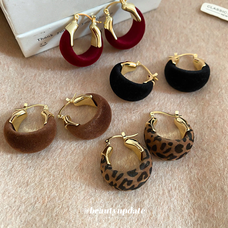 秋冬复古植绒u形耳扣轻奢感耳环简约日常通勤百搭气质耳饰女