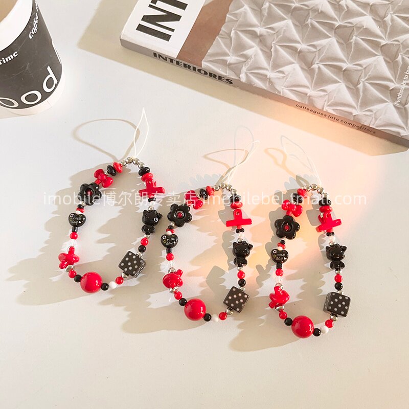 网红动漫卡通可爱甜酷红黑色串珠手机链挂件多功能装饰防摔挂饰学生少女心通用耳机套挂饰ccd相机便携挂绳233