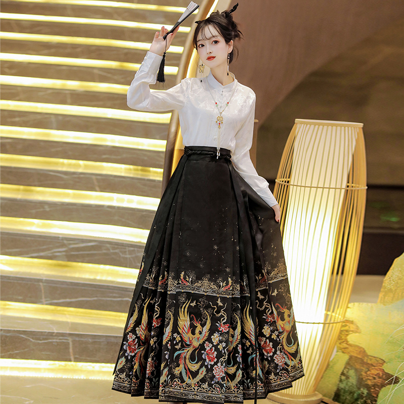 明制仿妆花马面裙套装汉服女