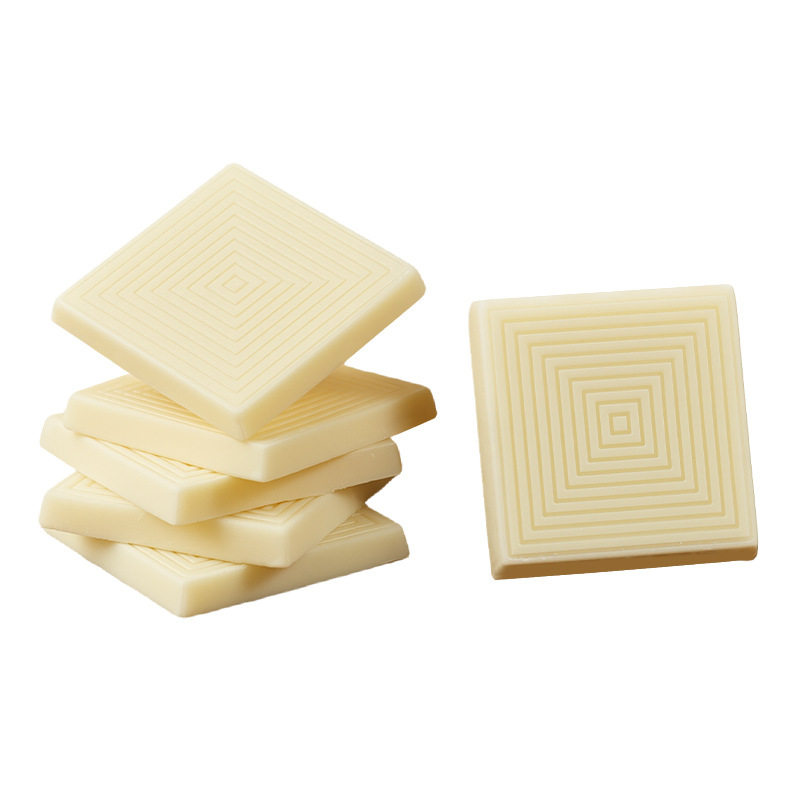 白巧克力纯可可脂牛奶黑白巧克力礼盒装糖果散装送女友小零食