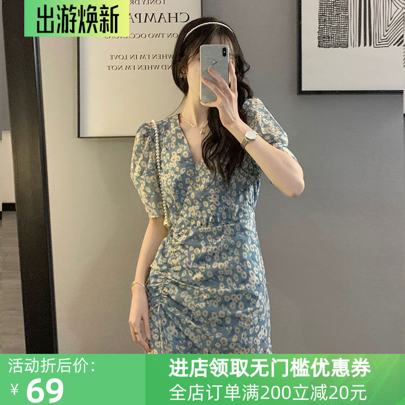 哺乳连衣裙时尚V领夏季哺乳衣外出产后辣妈款碎花雪纺喂奶裙夏装
