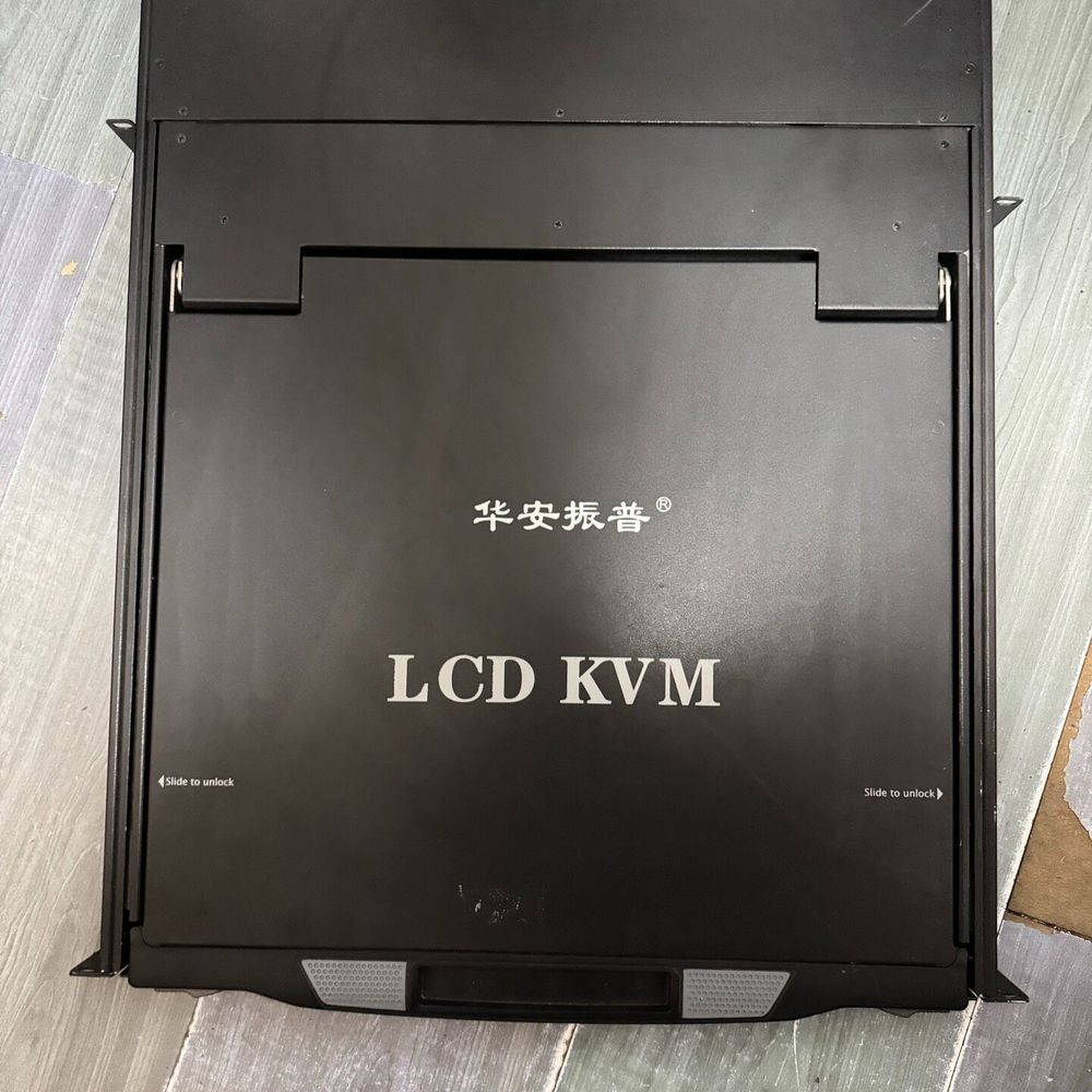 LCD KVM液晶控制台 KVM-1708 8接口