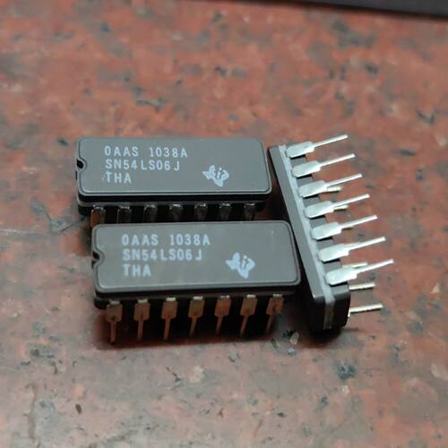 SN54LS06J      实图  年