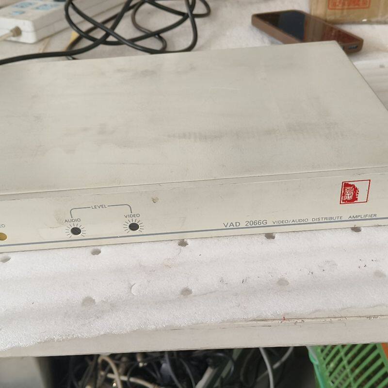 VAD 2066G音视频分配放大器 拆机件 还可以 外壳