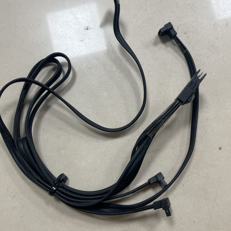 SAS线SFF8087转4SATA服务器阵列卡1分
