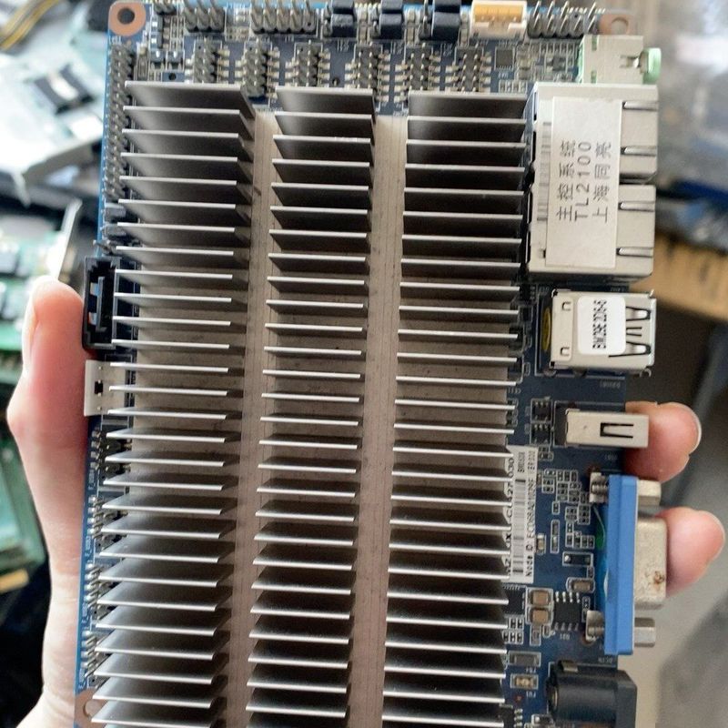 巴掌大杰微n2930 mt-8jxg工控工业小主板多com口