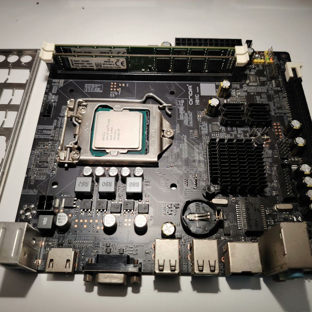 i5/16G/H81小主板套装 i5-4440/金士顿D3