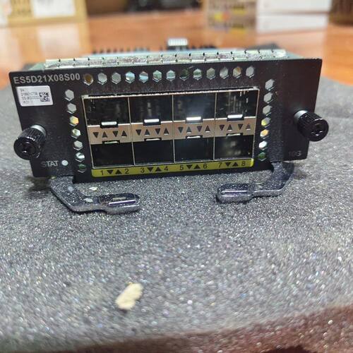 ES5D21X08S00  8端口10GE SFP+光