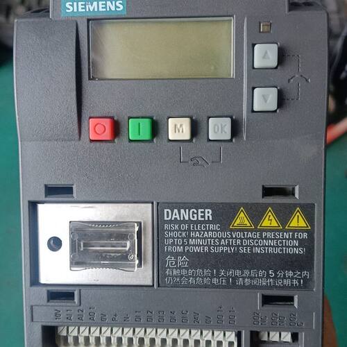 3978# 2.2KW380V V20变频器 型号6S