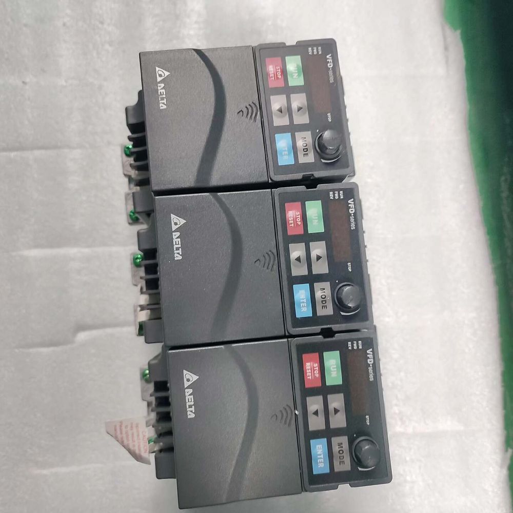 台达变频器E系列 VFD004E21T 0.4KW 22